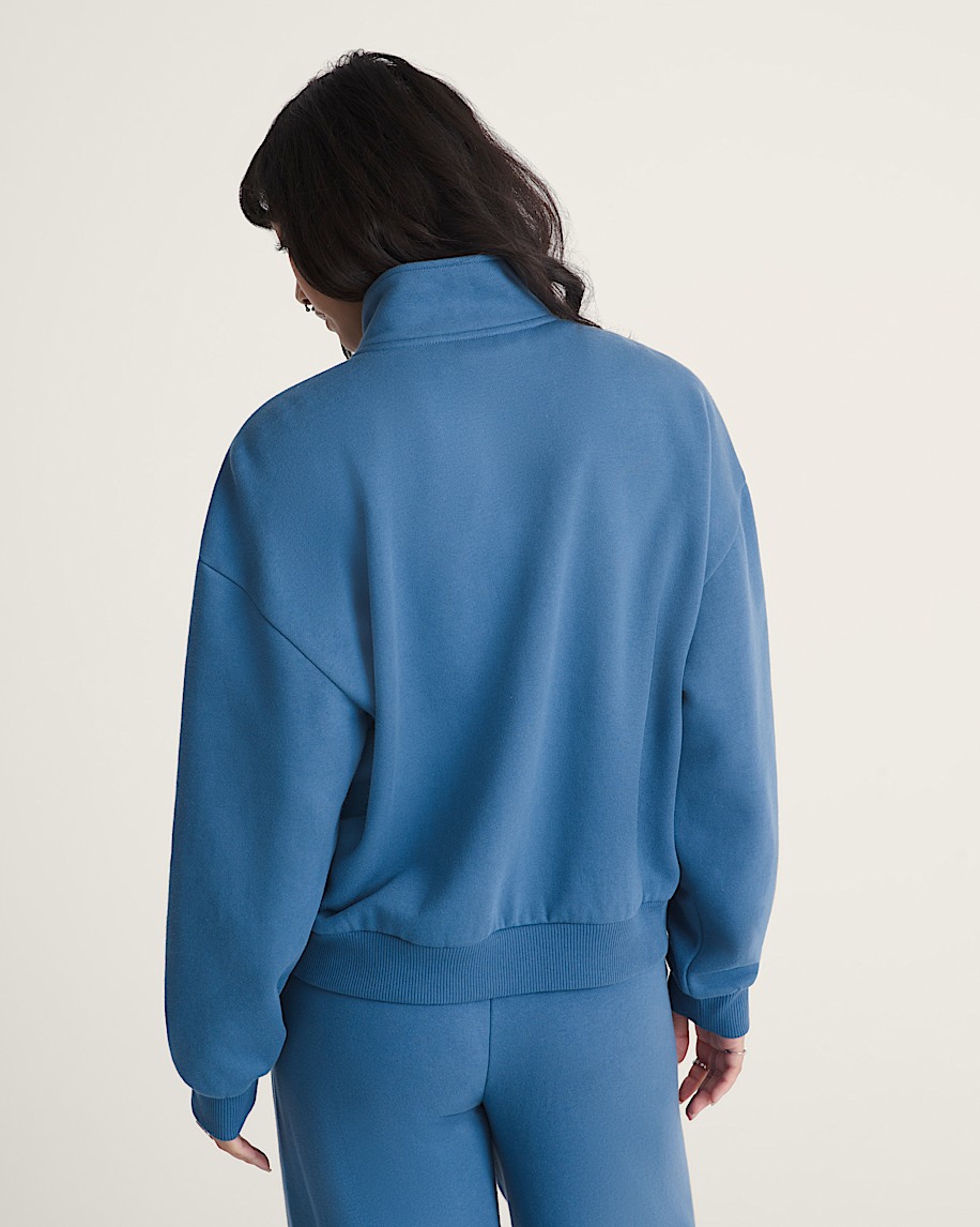 sweatshirt mit stehkragen und schriftzug