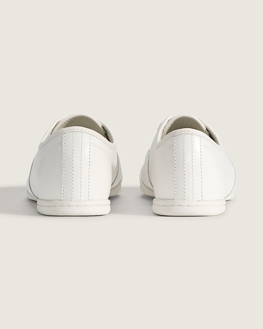 otw by vans x sr studio. la. ca. authentic 44 prima