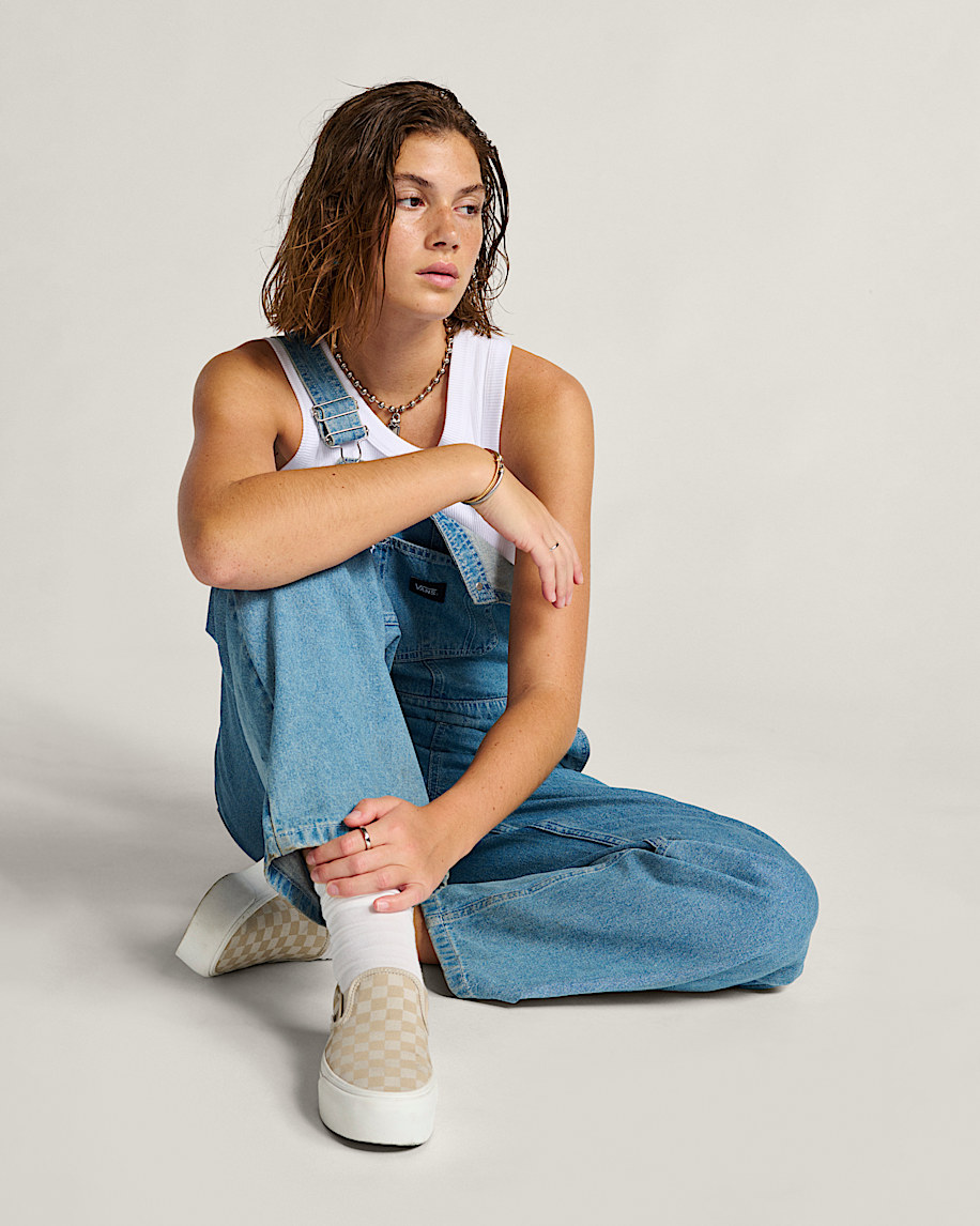 klassischer slip-on-plateau-schuh mit schachbrettmuster