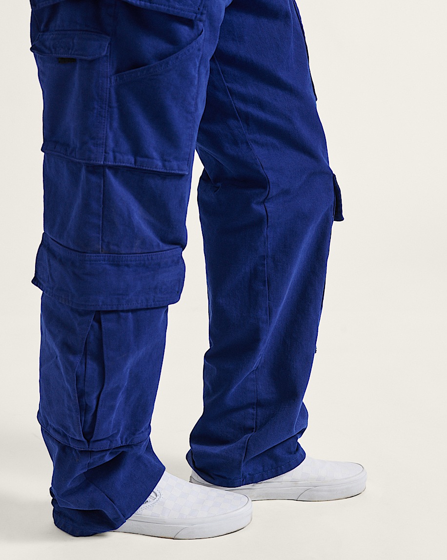klassischer schlupfschuh mit schachbrettmuster