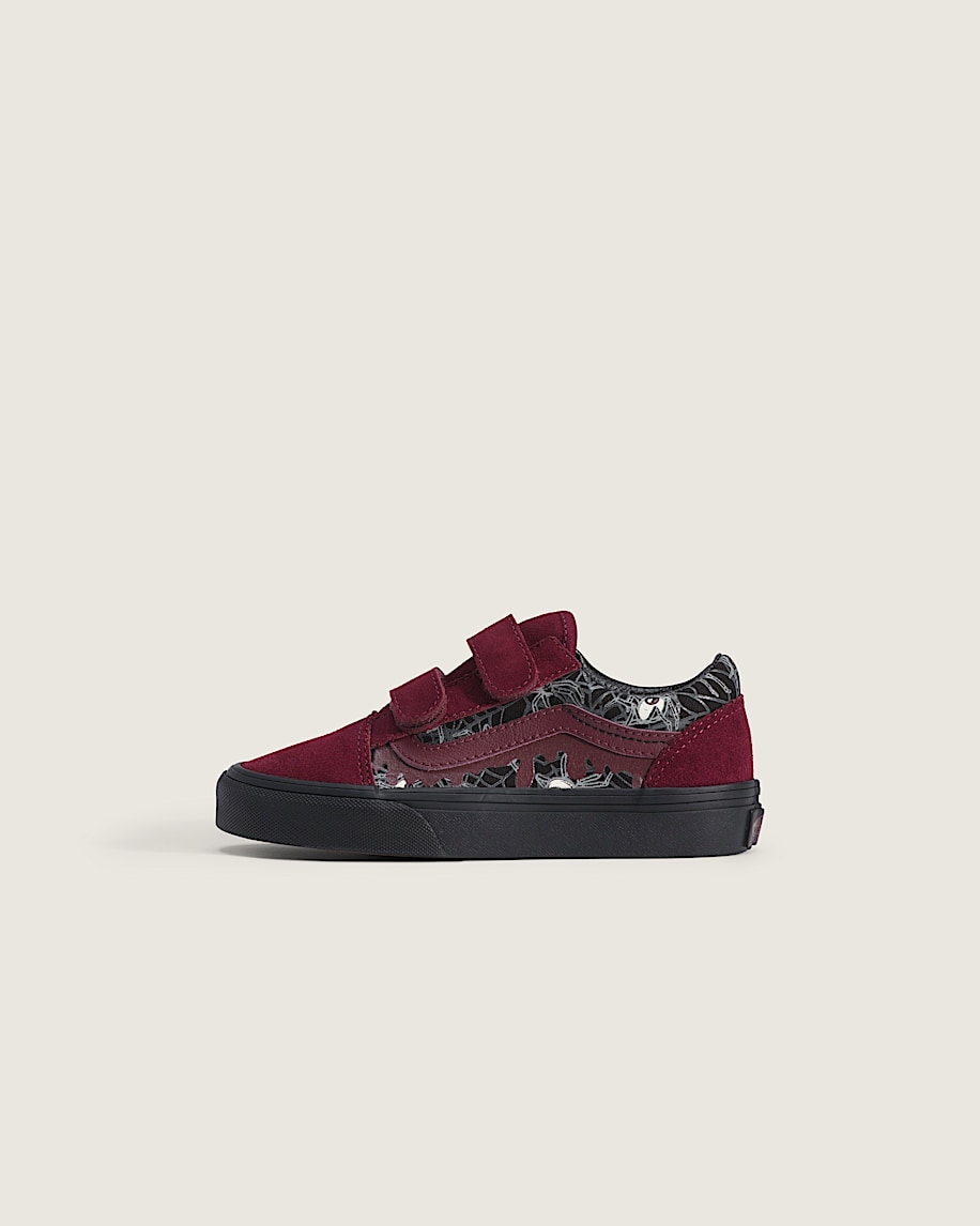 old school v halloween-schuh für kleine kinder