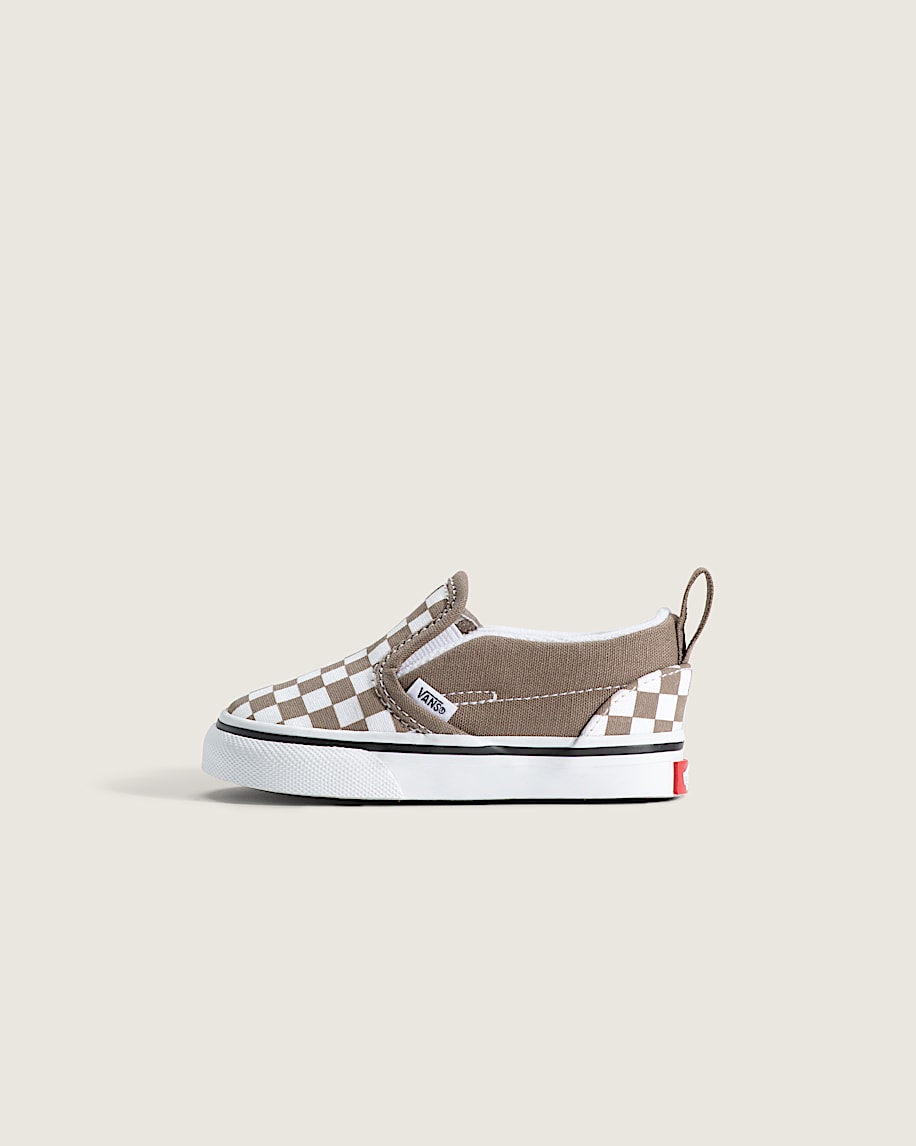 kleinkind-schlupfschuh mit v-förmigem schachbrettmuster