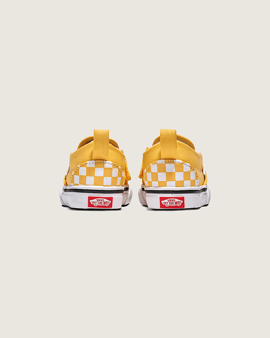 klassischer slip-on-schuh für kleinkinder mit v-förmigem schachbrettmuster