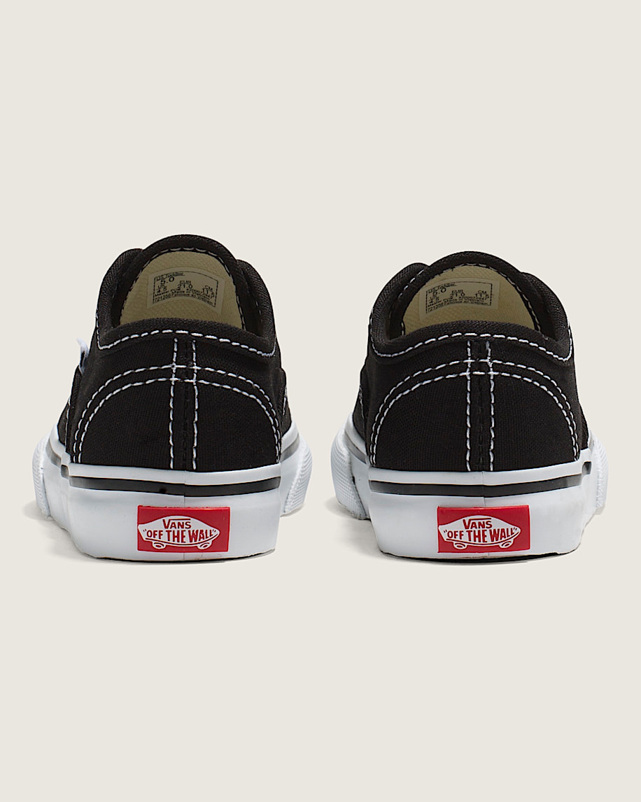 authentischer schuh für kleinkinder