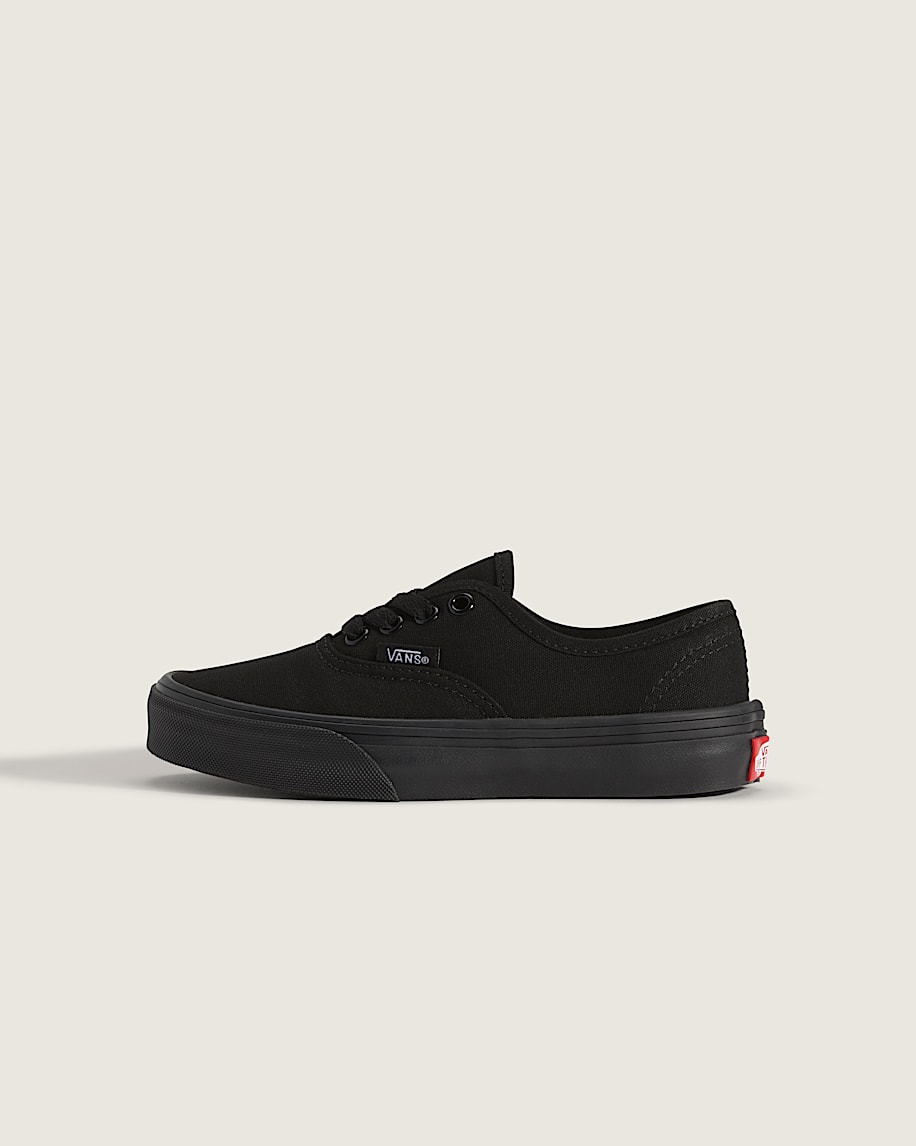 authentischer schuh für kleine kinder