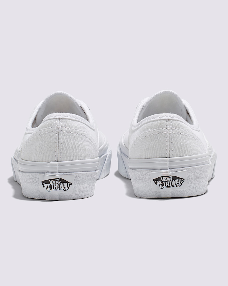 authentischer schuh für kleine kinder