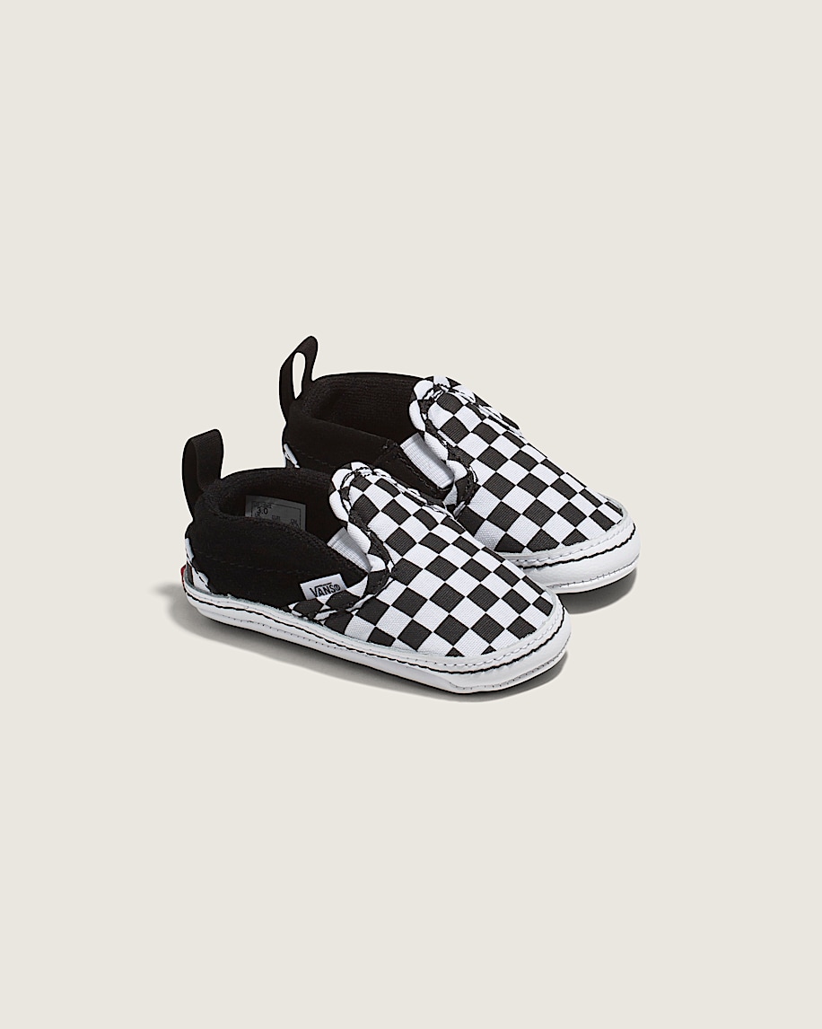 baby-slip-on-krabbelschuh mit v-förmigem schachbrettmuster
